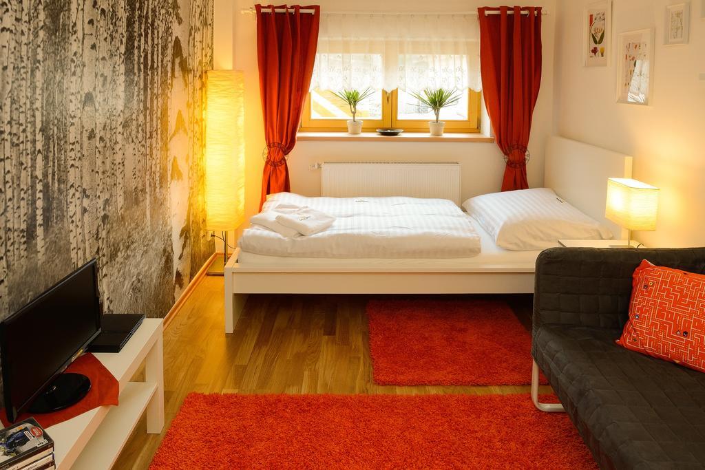 Frýdlant nad OstravicíRebel Houseアパートメント エクステリア 写真