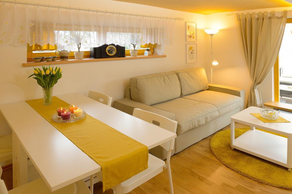 Frýdlant nad OstravicíRebel Houseアパートメント エクステリア 写真