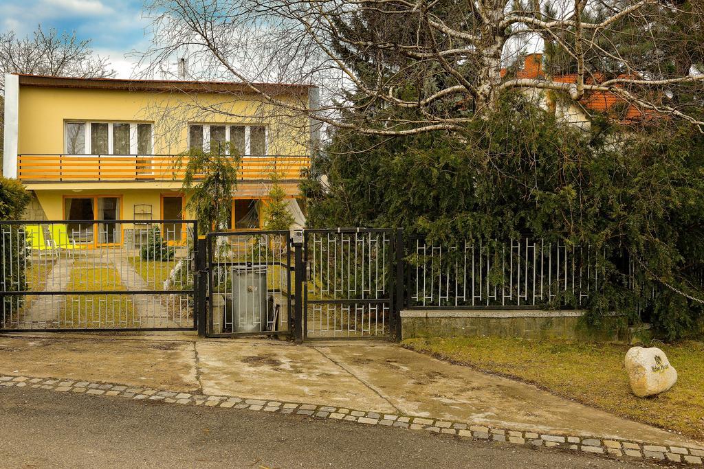 Frýdlant nad OstravicíRebel Houseアパートメント エクステリア 写真