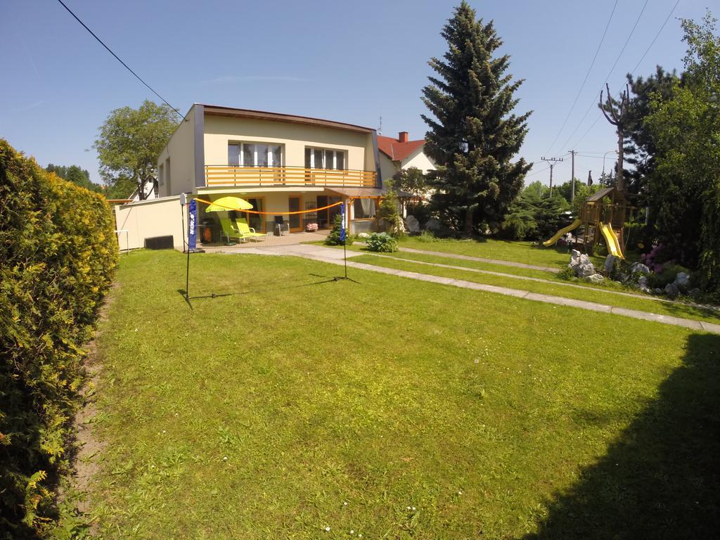 Frýdlant nad OstravicíRebel Houseアパートメント エクステリア 写真
